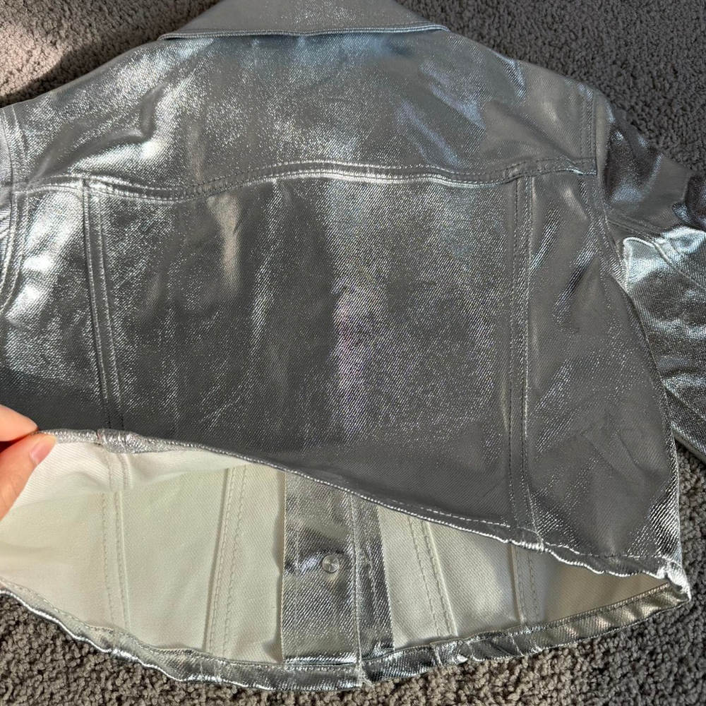 jackets - Picture 6 of 8